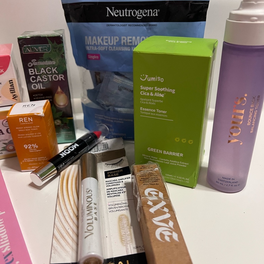 24 piece set! Make up skin care hair personal care items cosmetics bundle lot - Picture 5 of 7
